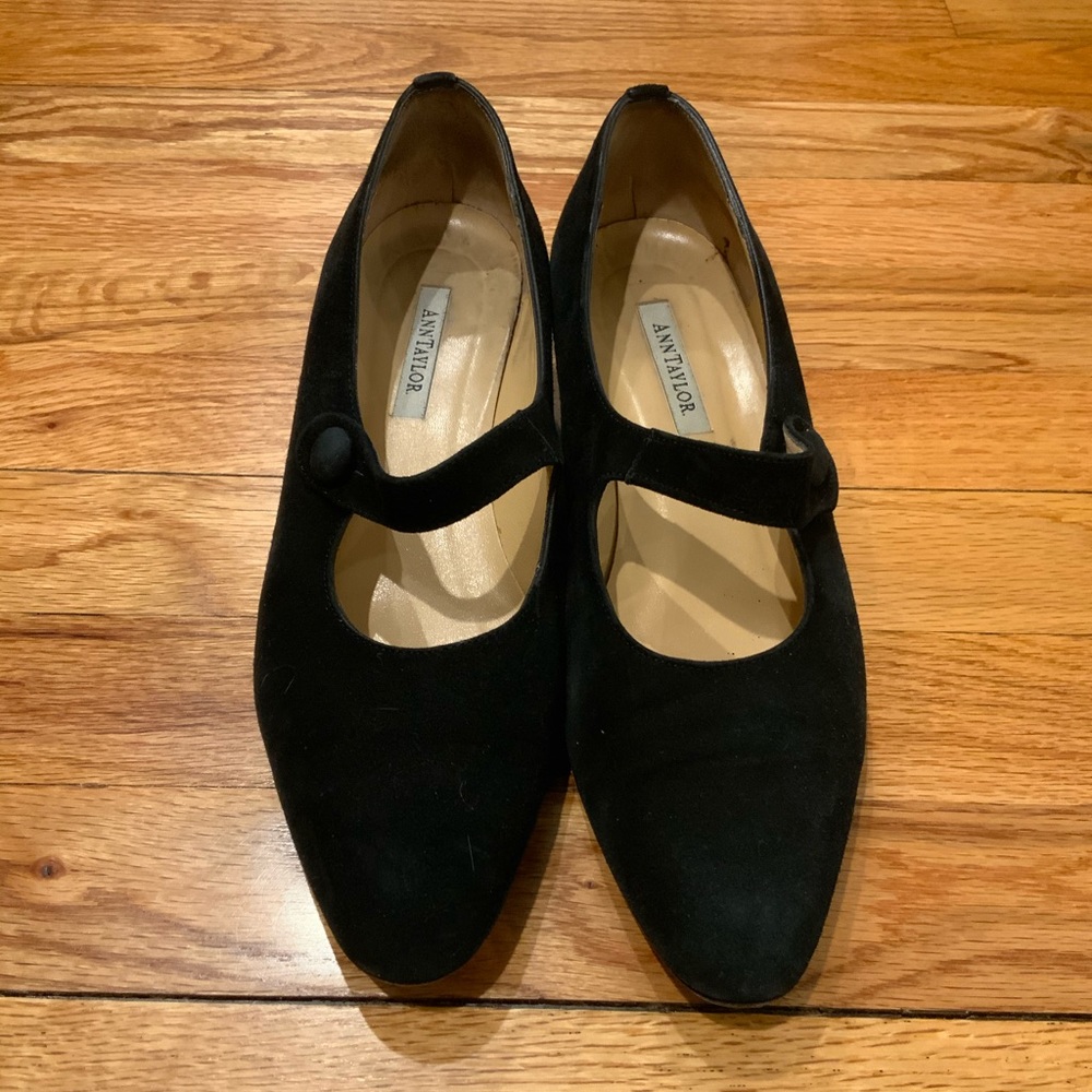 Ann Taylor Maxine Black Suede